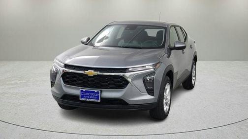 Sterling Gray Metallic 2026 Chevrolet Trax LS