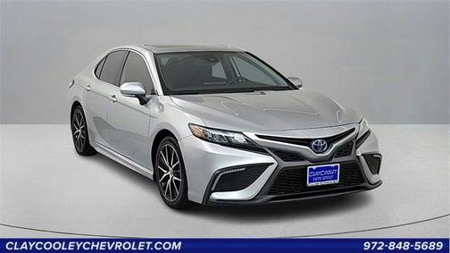2022 Toyota Camry SE