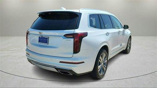 2022 Cadillac XT6 Premium Luxury FWD