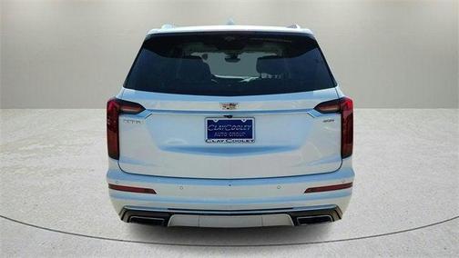 2022 Cadillac XT6 Premium Luxury FWD