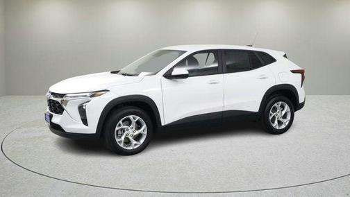 Summit White 2026 Chevrolet Trax LS
