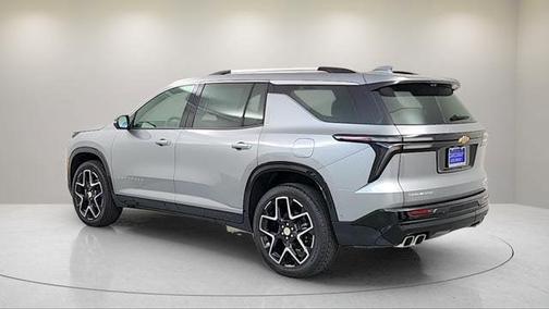 Sterling Gray Metallic 2025 Chevrolet Traverse High Country