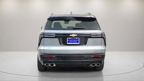 Sterling Gray Metallic 2025 Chevrolet Traverse High Country