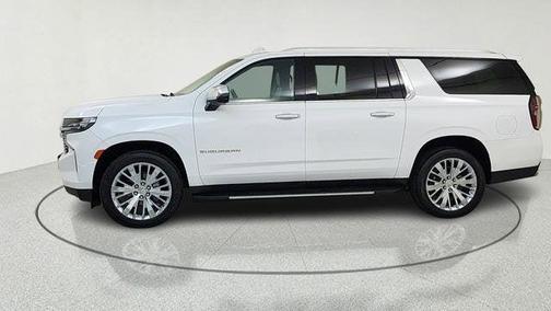 Summit White 2021 Chevrolet Suburban Premier