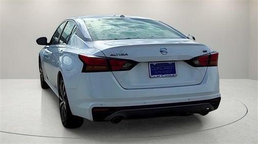 2021 Nissan Altima SR FWD