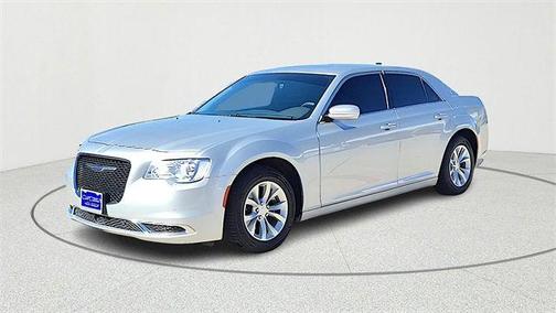 2023 Chrysler 300 Touring
