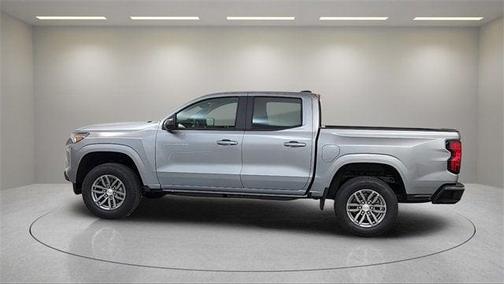 2025 Chevrolet Colorado WT
