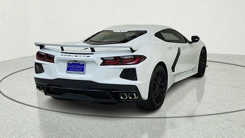 Arctic White 2026 Chevrolet Corvette Stingray w/1LT