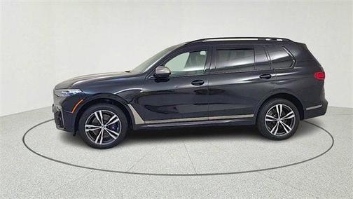 2021 BMW X7 M50i