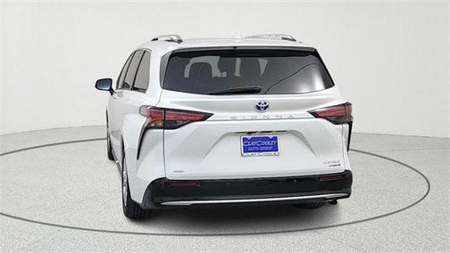 2023 Toyota Sienna Platinum