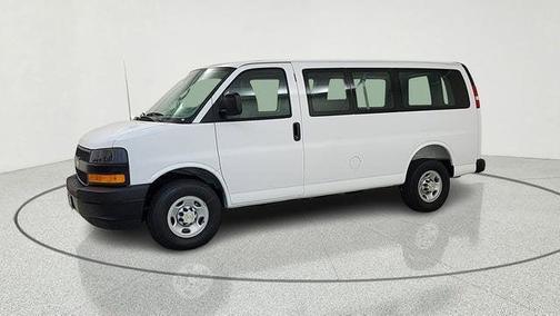 Summit White 2026 Chevrolet Express 2500 2500 Regular Wheelbase, WT, RWD