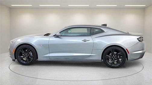 2024 Chevrolet Camaro 2LT