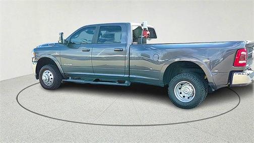 2019 RAM 3500 Laramie Crew Cab 4x4 8' Box