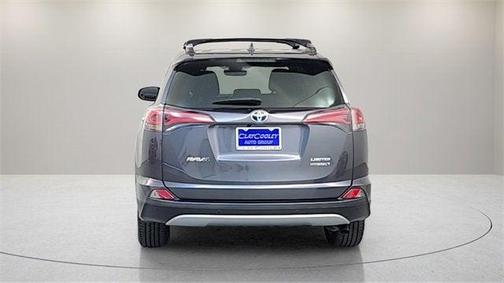2018 Toyota RAV4 Hybrid SE