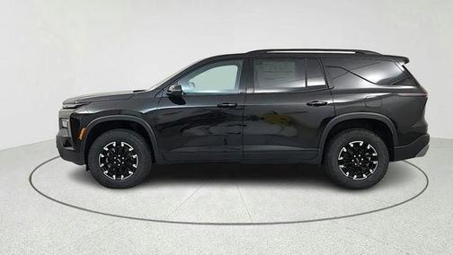 Mosaic Black Metallic 2026 Chevrolet Traverse AWD Z71
