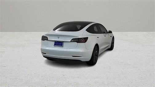 2022 Tesla Model 3 Standard Range