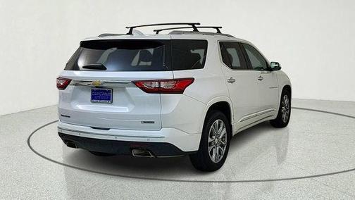 Iridescent Pearl Tricoat 2018 Chevrolet Traverse Premier