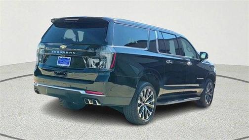 2025 Chevrolet Suburban 4WD High Country