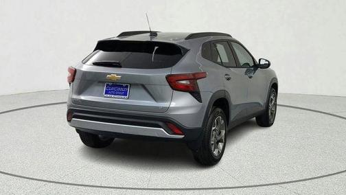 Sterling Gray Metallic 2026 Chevrolet Trax LT