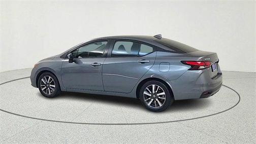 2021 Nissan Versa 1.6 SV