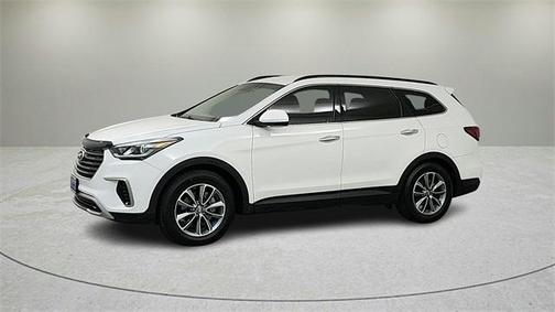 2018 Hyundai SANTA FE SE