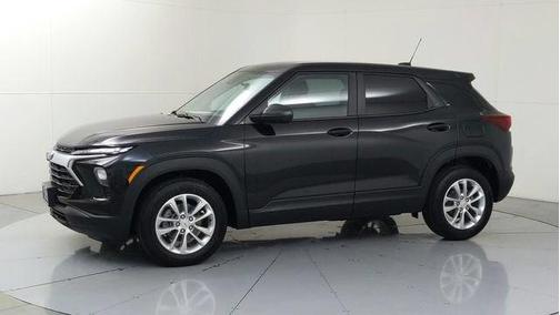 Mosaic Black Metallic 2026 Chevrolet Trailblazer LS