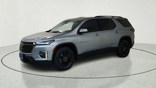 Sterling Gray Metallic 2023 Chevrolet Traverse LT Cloth