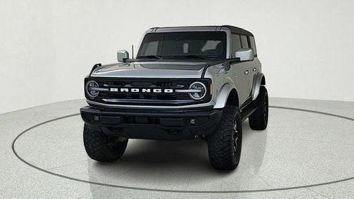 Silver 2024 Ford Bronco Outer Banks