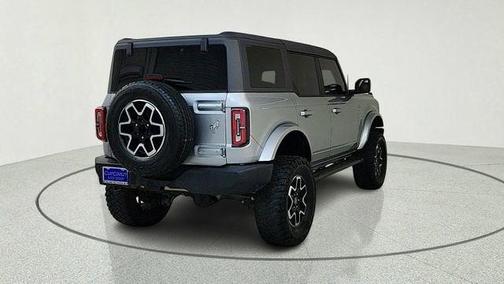 Silver 2024 Ford Bronco Outer Banks