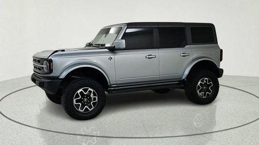 Silver 2024 Ford Bronco Outer Banks