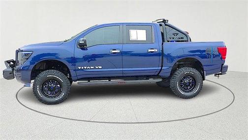 2020 Nissan Titan SV