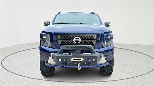 2020 Nissan Titan SV