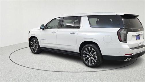 2025 Chevrolet Suburban 4WD High Country
