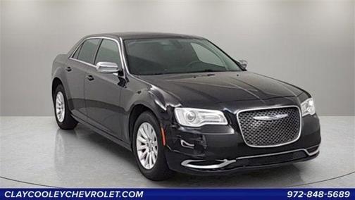 2019 Chrysler 300 Touring