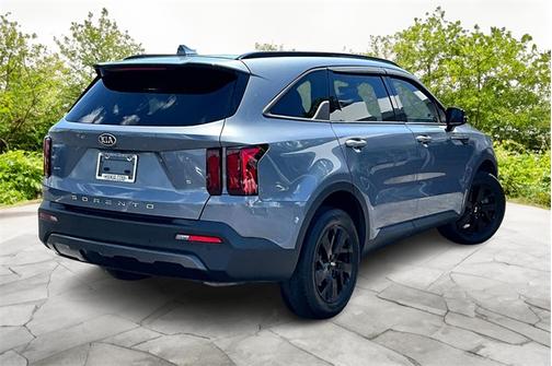 2021 Kia Sorento S