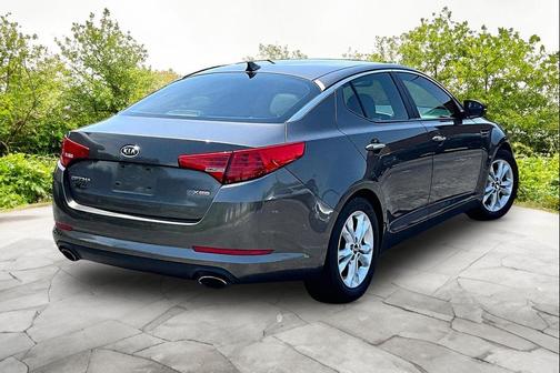 Metal Bronze 2011 Kia Optima EX