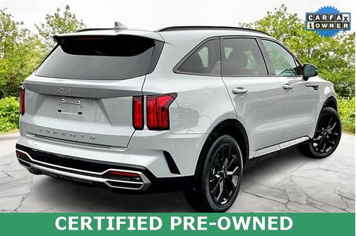 2022 Kia Sorento SX