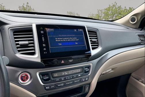 White Diamond Pearl 2016 Honda Pilot EX-L