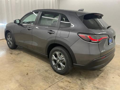 Modern Steel Metallic 2026 Honda HR-V LX