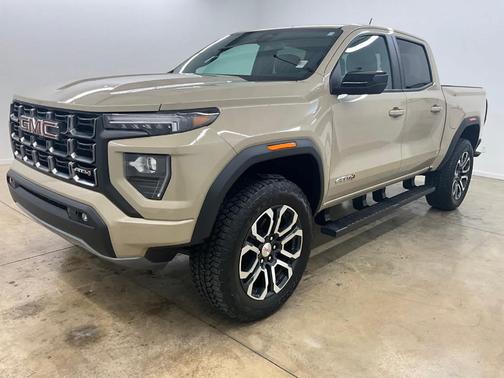 Desert Sand Metallic 2023 GMC Canyon AT4