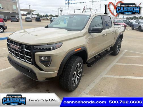 Desert Sand Metallic 2023 GMC Canyon AT4