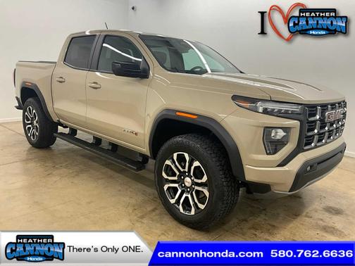 Desert Sand Metallic 2023 GMC Canyon AT4