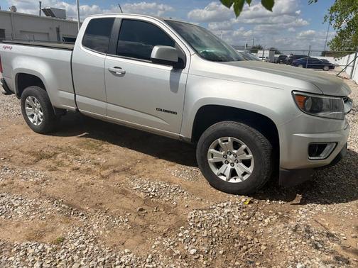 Silver Ice Metallic 2018 Chevrolet Colorado LT