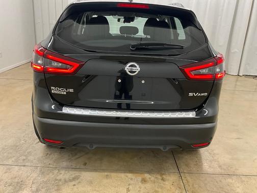 2020 Nissan Rogue Sport SV