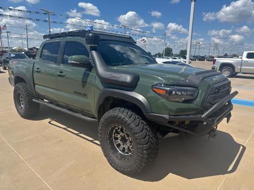 2022 Toyota Tacoma TRD Off Road