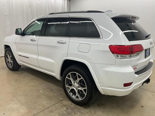 2020 Jeep Grand Cherokee Overland