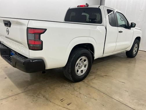 2024 Nissan Frontier S