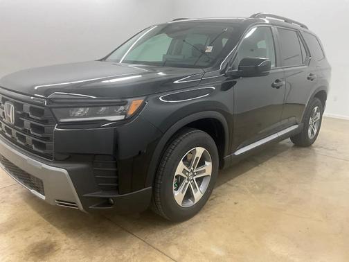 Crystal Black Pearl 2026 Honda Pilot EX-L