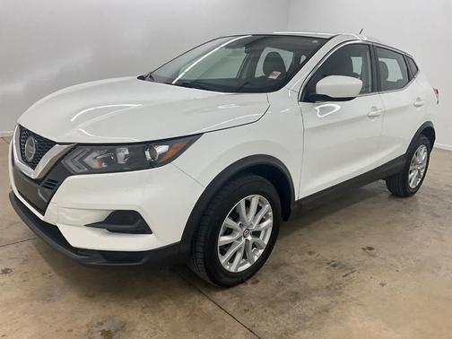 2022 Nissan Rogue Sport S