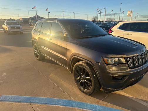 2019 Jeep Grand Cherokee Altitude